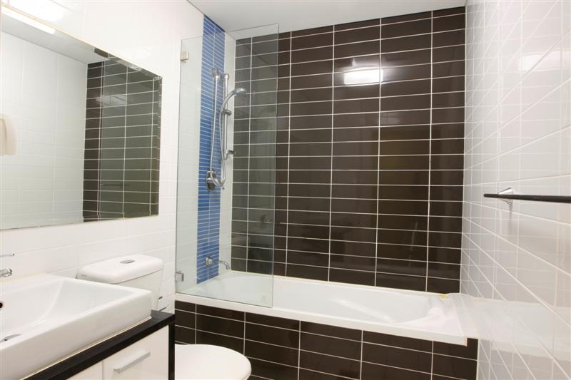 Sold Sold Sold Picture 3