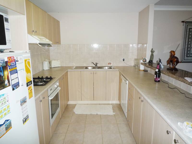 CONVENIENCE, SPACE & LIFE STYLE Picture