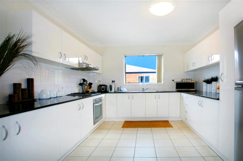 Penthouse Style Apartment Picture 2