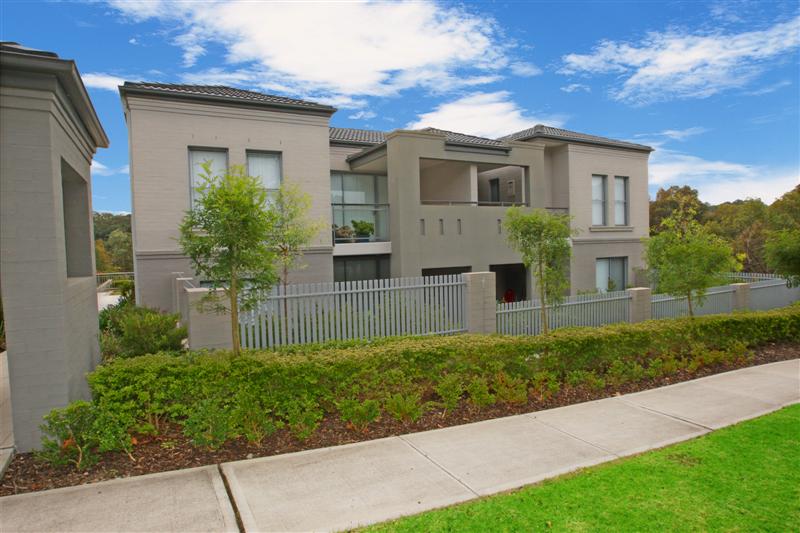 SOLD $590,000 Picture 1