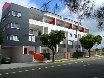 East Facing Modern Apartment, Great Value Picture East Facing Modern Apartment, Great Value Picture