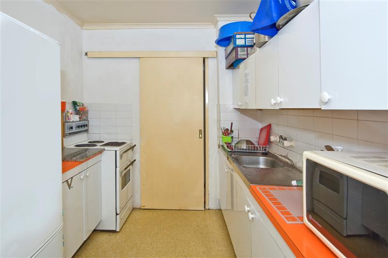 Great Start In A Perfect Location Picture 3