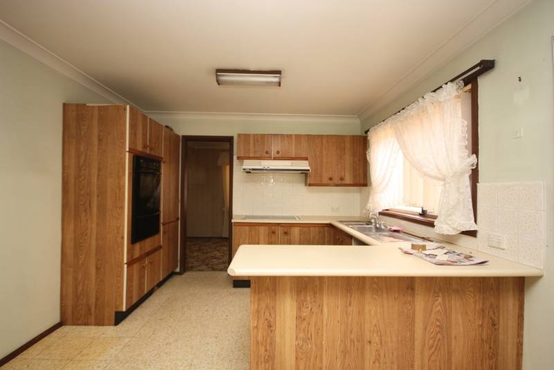 KING OF THE CASTLE Picture 2