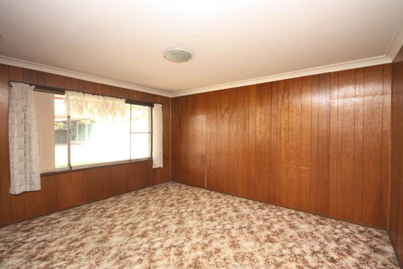 KING OF THE CASTLE Picture 3