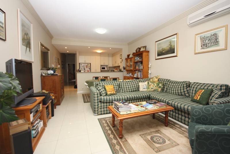 BEST IN THE WEST Picture 3