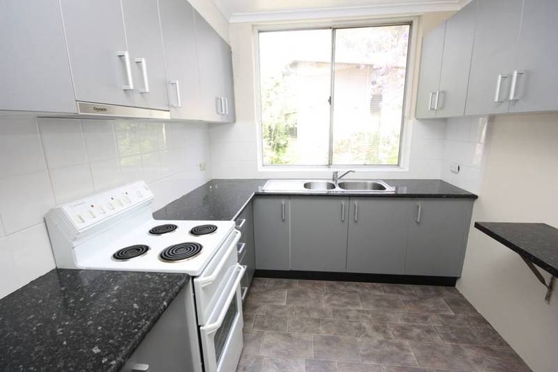 FREE SWIMMING POOL ALL YEAR
'ROUND Picture 2