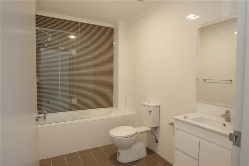 Ultra Modern Quality Style & Convenience Picture 3