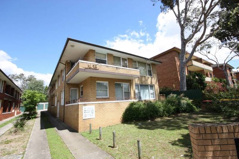 Convenient 2 Bedroom Ground Floor Apartment Picture 1