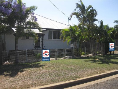 LOVE SHACK- LOVE THOSE QUEENSLANDERS! Picture