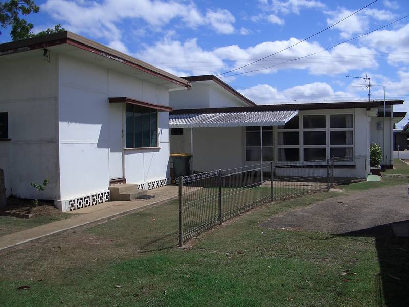 3 BRM HOME + OFFICE or RUN A BUSINESS Picture 2