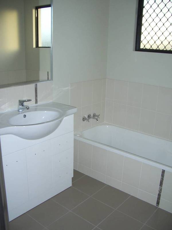 GRAB IT BEFORE IT'S GONE! Picture 3