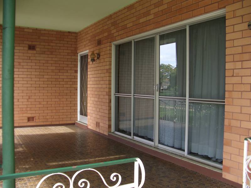 CONVENIENCE PLUS Picture CONVENIENCE PLUS Picture