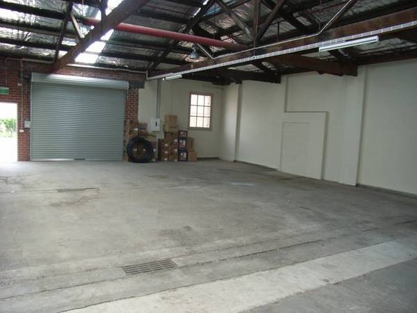 Fully Restored Inner City Warehouse! Picture