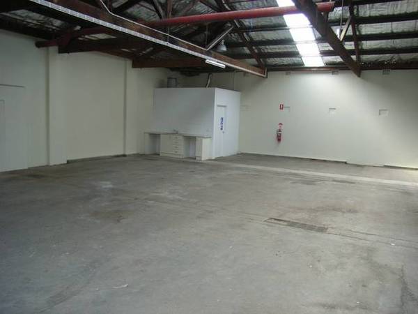 Fully Restored Inner City Warehouse! Picture