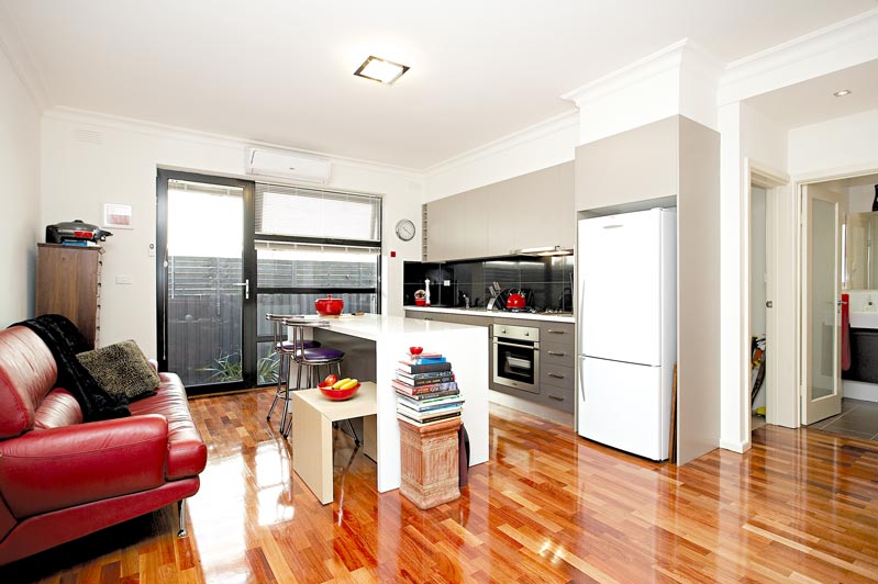 Prestigious Apartment In Convenient Location Picture 2