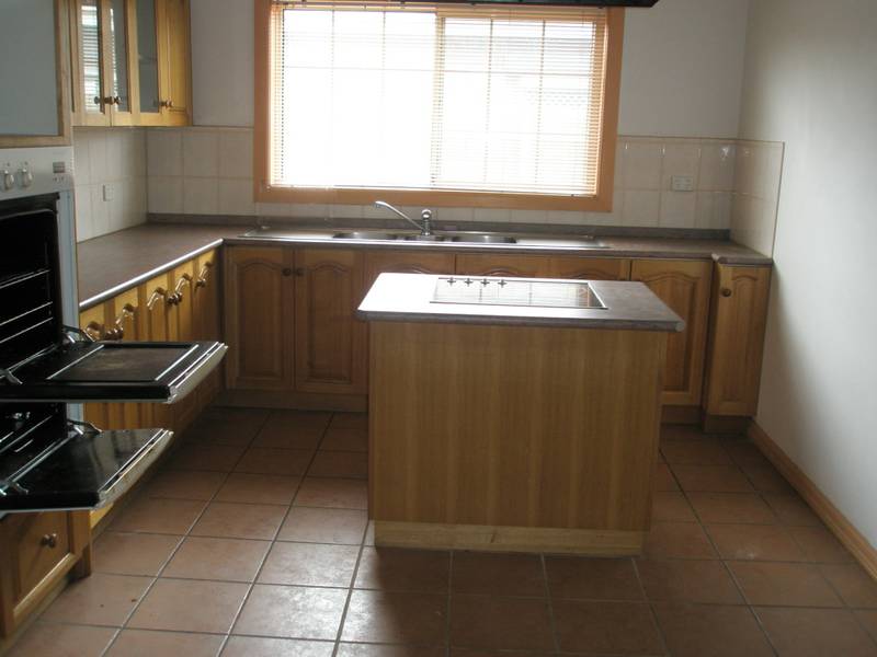 Lovely Home In Convenient Location Picture