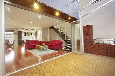 This Exquisiste Townhouse Will Certainly Impress! Picture