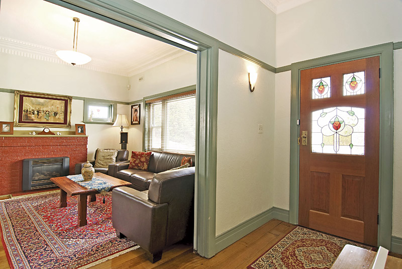 Perfect Family Period Home Picture 2