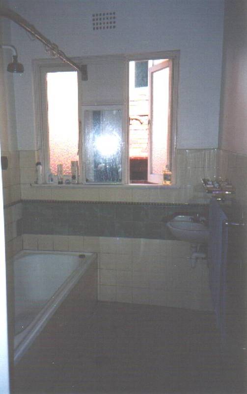 LIGHT & SUNNY 2 BEDROOM SECURITY APARTMENT Picture LIGHT & SUNNY 2 BEDROOM SECURITY APARTMENT Picture