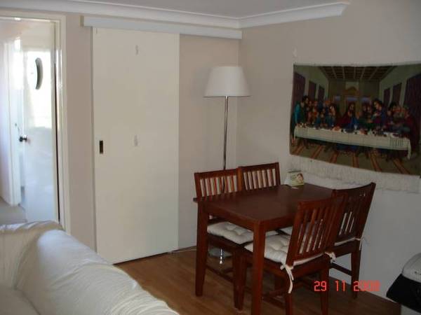 MODERN 1 BEDROOM SECURITY APARTMENT WITH PARKING Picture MODERN 1 BEDROOM SECURITY APARTMENT WITH PARKING Picture