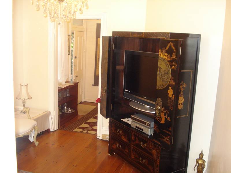 Large, 2 bedroom single storey terrace Picture Large, 2 bedroom single storey terrace Picture