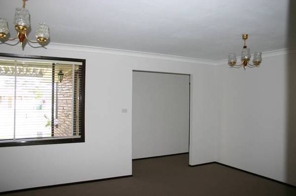 Lovely 3 Bedroom refreshed Home Picture Lovely 3 Bedroom refreshed Home Picture