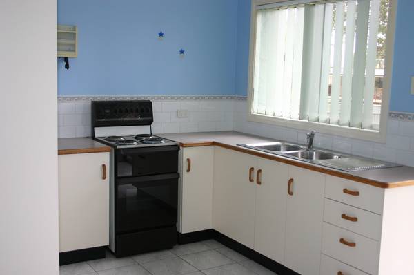 Neat and Tidy home refreshed throughout! Picture Neat and Tidy home refreshed throughout! Picture