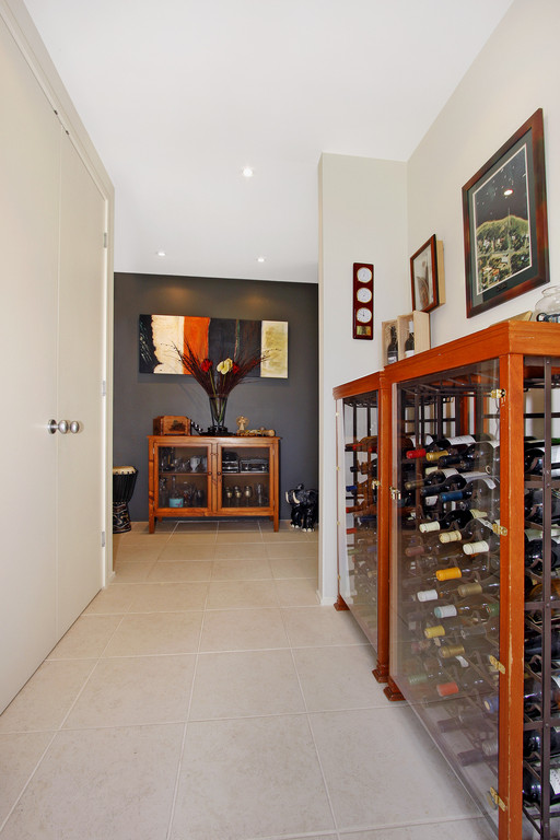 Winji Jimmi ( water front delight ) Picture 3