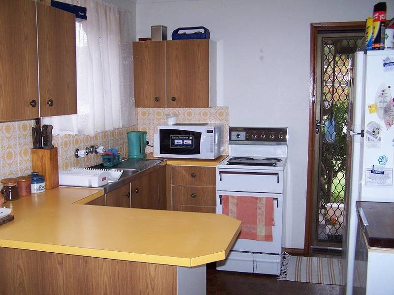 home with yard Picture home with yard Picture