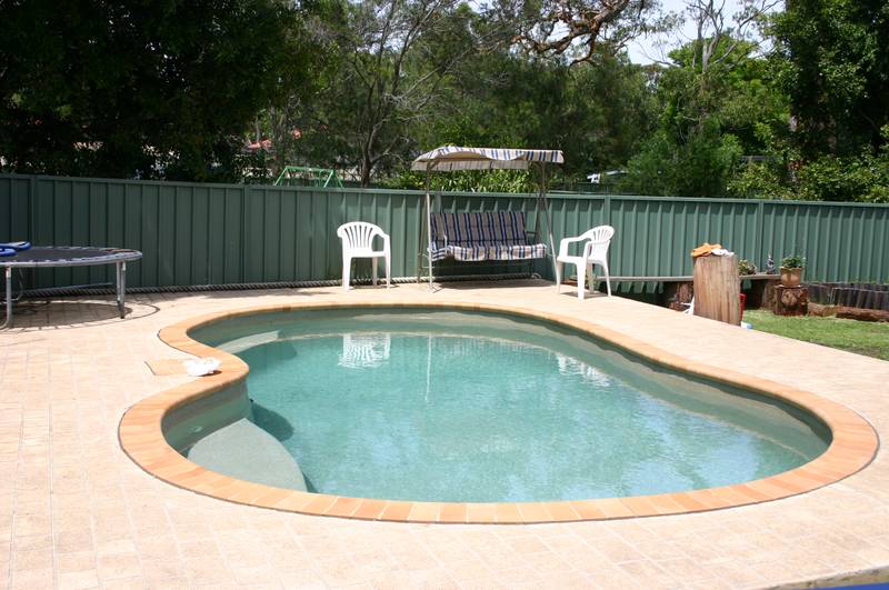 Room for all the Family plus more!! Picture 3