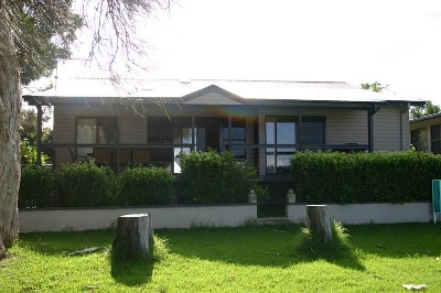 Water front beauty - PRICE NEGIOTABLE Picture