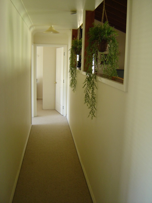 Beautifully Presented Family Home Picture 3