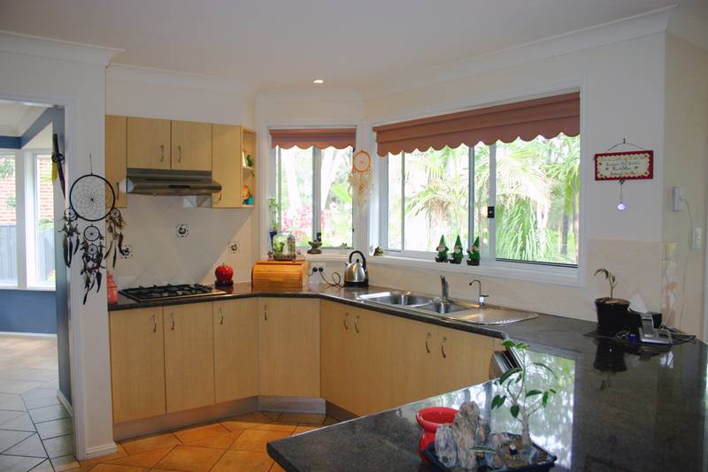 Waterfront Reserve - Location &
Lifestyle Picture 3