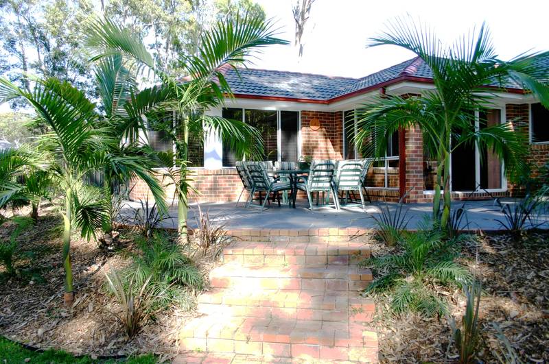 Waterfront Reserve - Location &
Lifestyle Picture 2