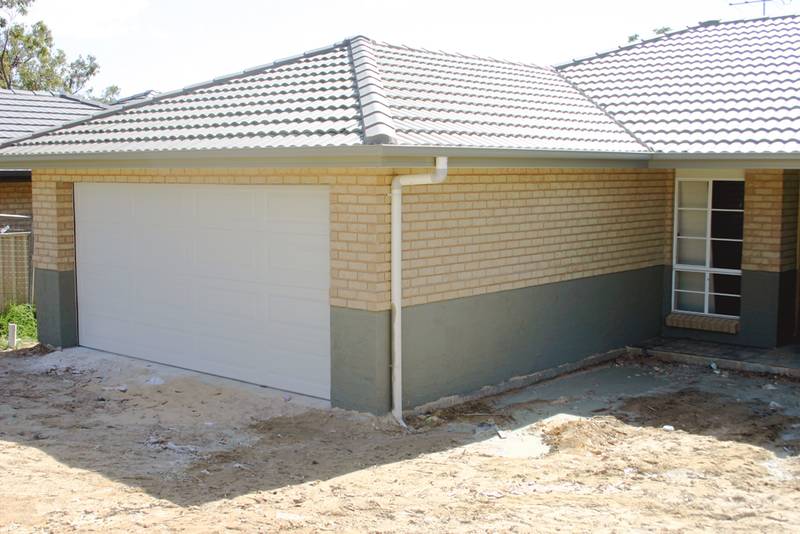 Brand New 4 Bedroom Quality Home Picture 2