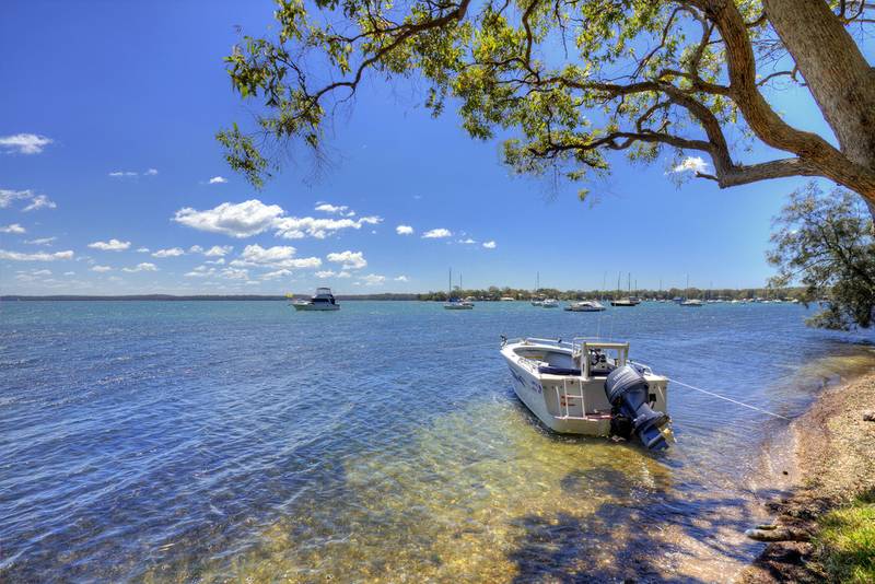 Lakefront Sanctuary Picture 2