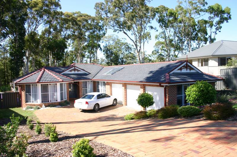 Waterfront Reserve Holiday Home - PRICE NEGOIATABLE Picture 1