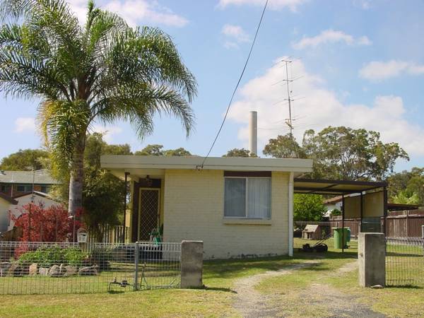 DELIGHTFULLY CUTE COTTAGE Picture 1