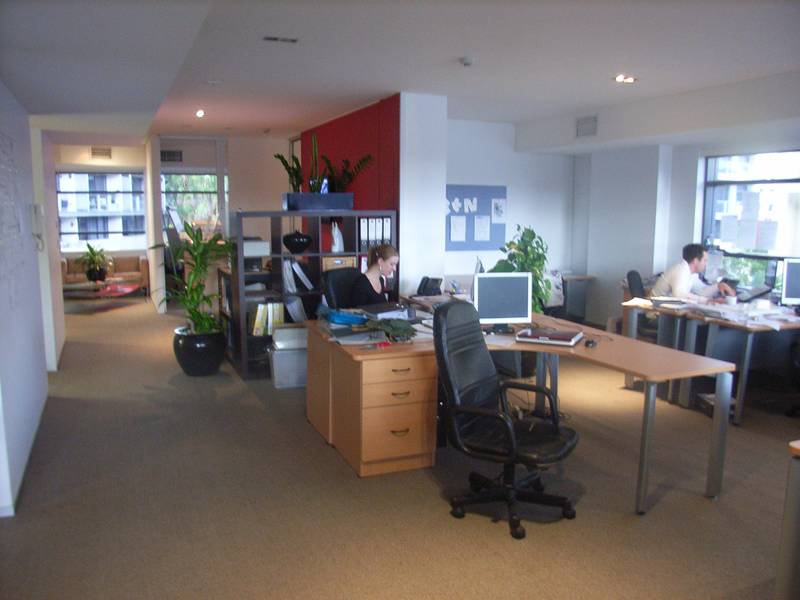 Large Office Space Picture 1