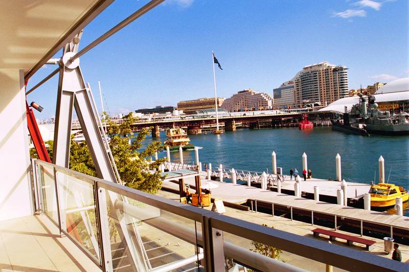 Fabulous Office Space in Darling Harbour Picture 2