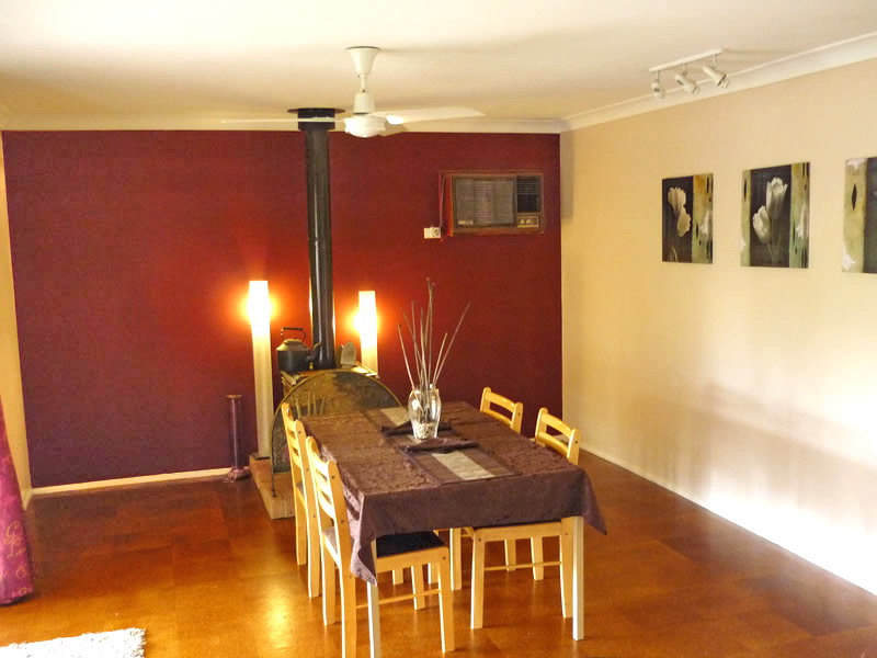 Classic Home In Orchard Hills Estate Picture 2