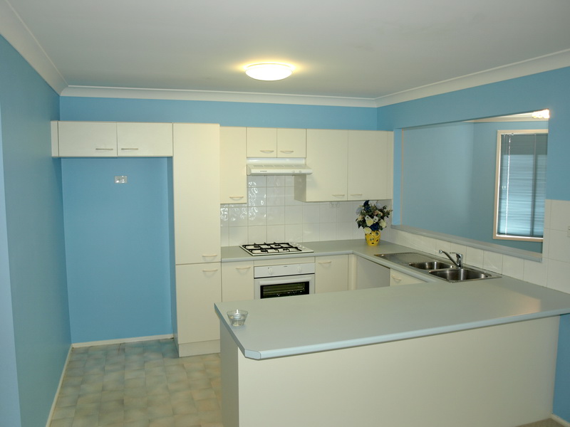 OPEN HOUSE CANCELLED - Under Contract Picture 3