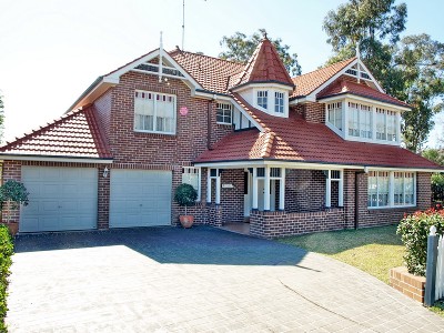 Master built Gary Young Luxury Home Picture