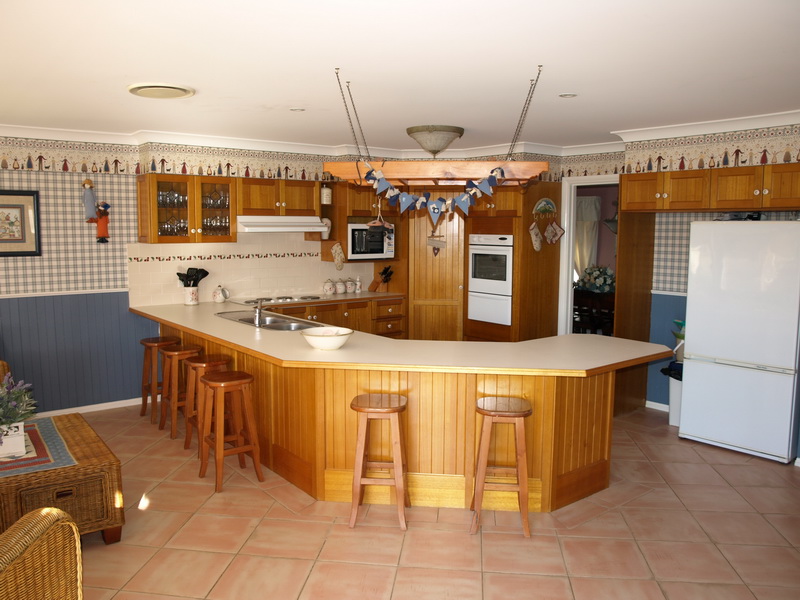 Master built Gary Young Luxury Home Picture 3