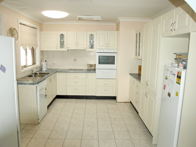 Look No Further Picture 2