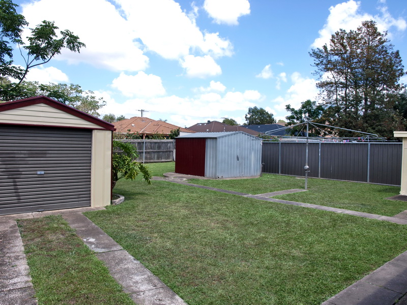 Great Location, Great Block, Great Home!!! Picture 3