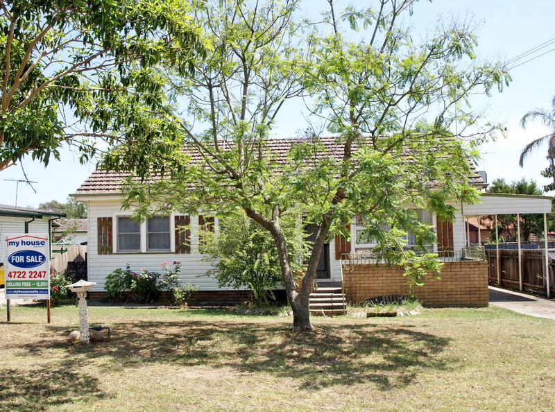 Ideal First Home Picture 3