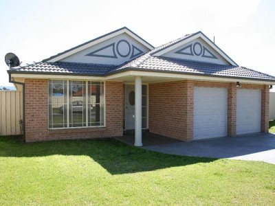 STOP. CIRCLE. CALL. Picture