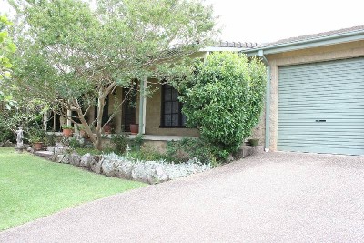 A HOME YOU SIMPLY MUST SEE... Picture A HOME YOU SIMPLY MUST SEE... Picture