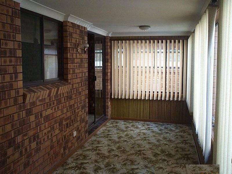 UNINTERRUPTED MOUNTAIN & PARKLAND VIEWS Picture